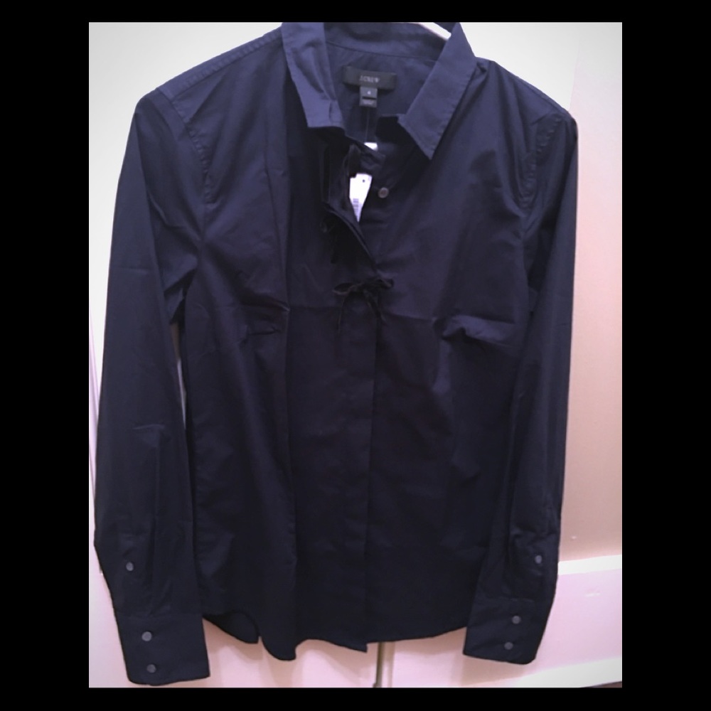 Ladies’ navy blouse size 6 NWT JCrew